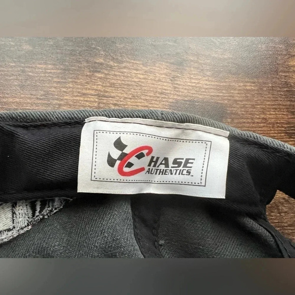 VINTAGE BUNDLE: NASCAR. 3- Dale Earnhardt baseball caps + #3 pin. - Picture 11 of 16